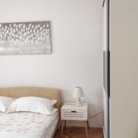Апартаменты Apartman Iva Каштела Экстерьер фото