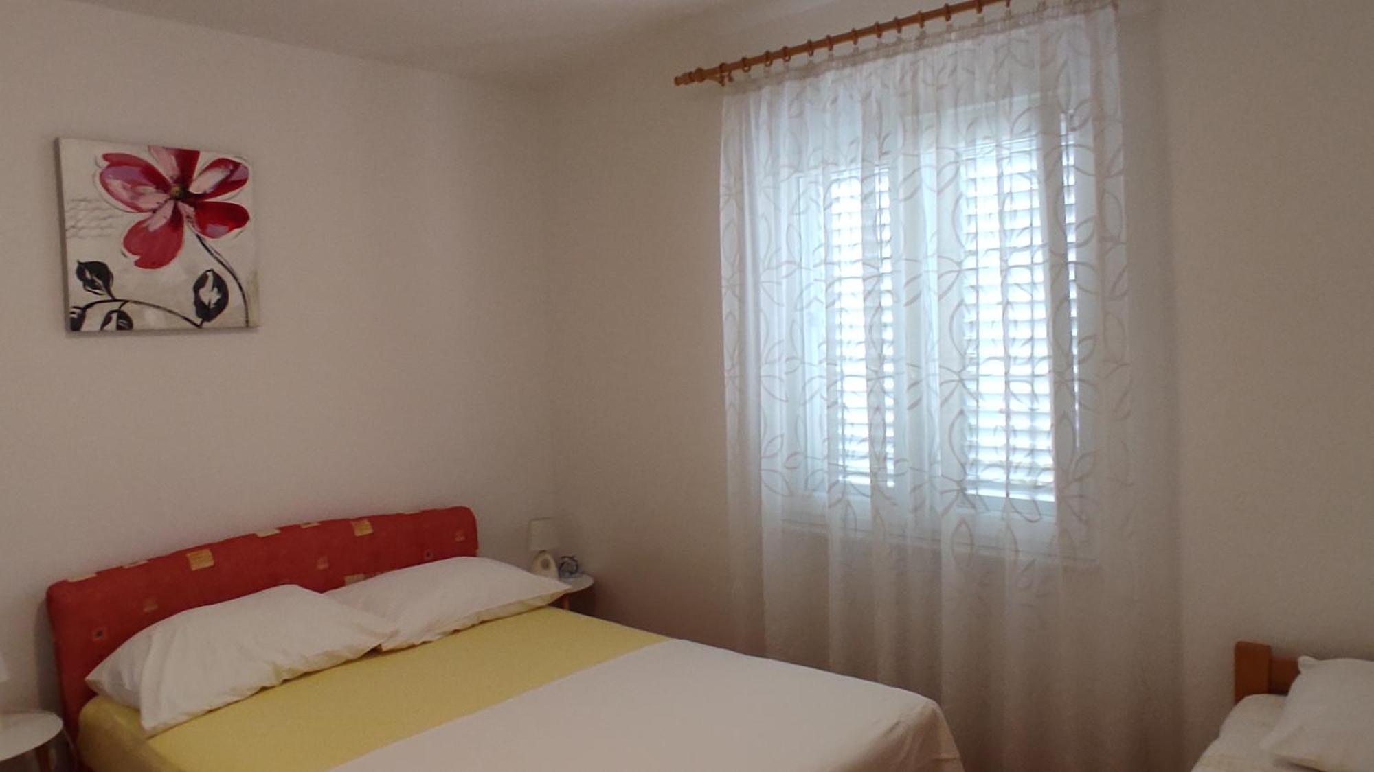Апартаменты Apartman Iva Каштела Экстерьер фото